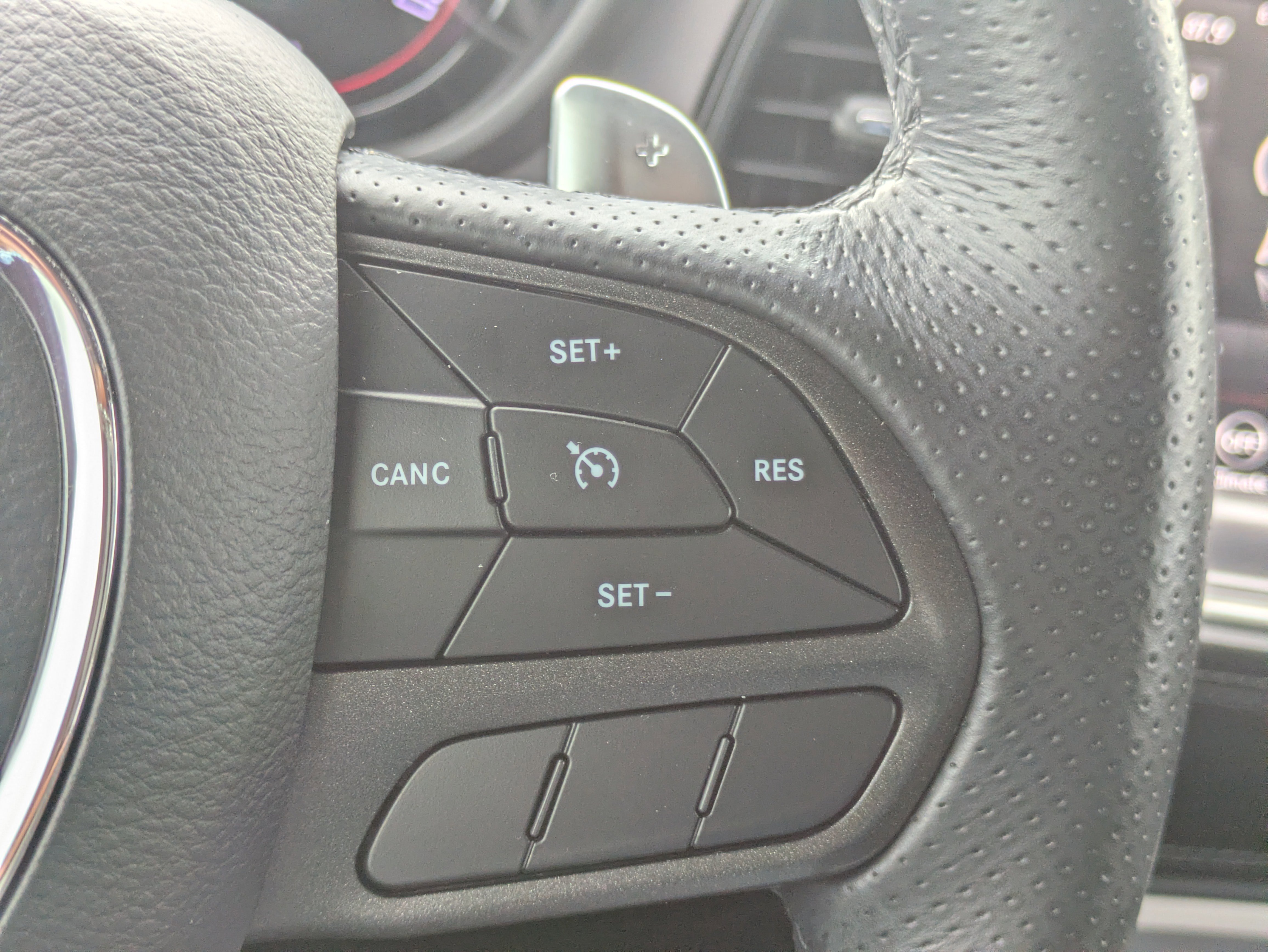 Used 2021 Dodge Challenger R/T w/ Plus Package image 15