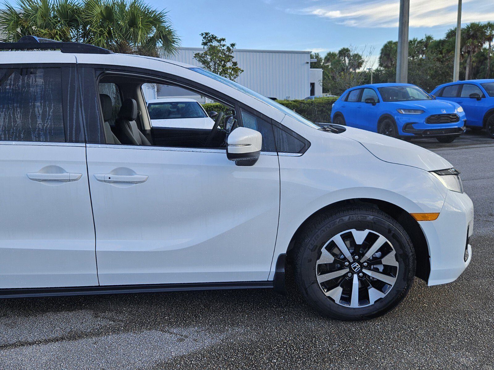 New 2026 Honda Odyssey EX-L image 2