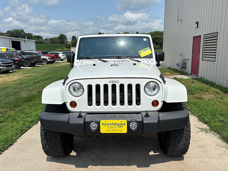 Used 2012 Jeep Wrangler Rubicon AWD/4WD image 2
