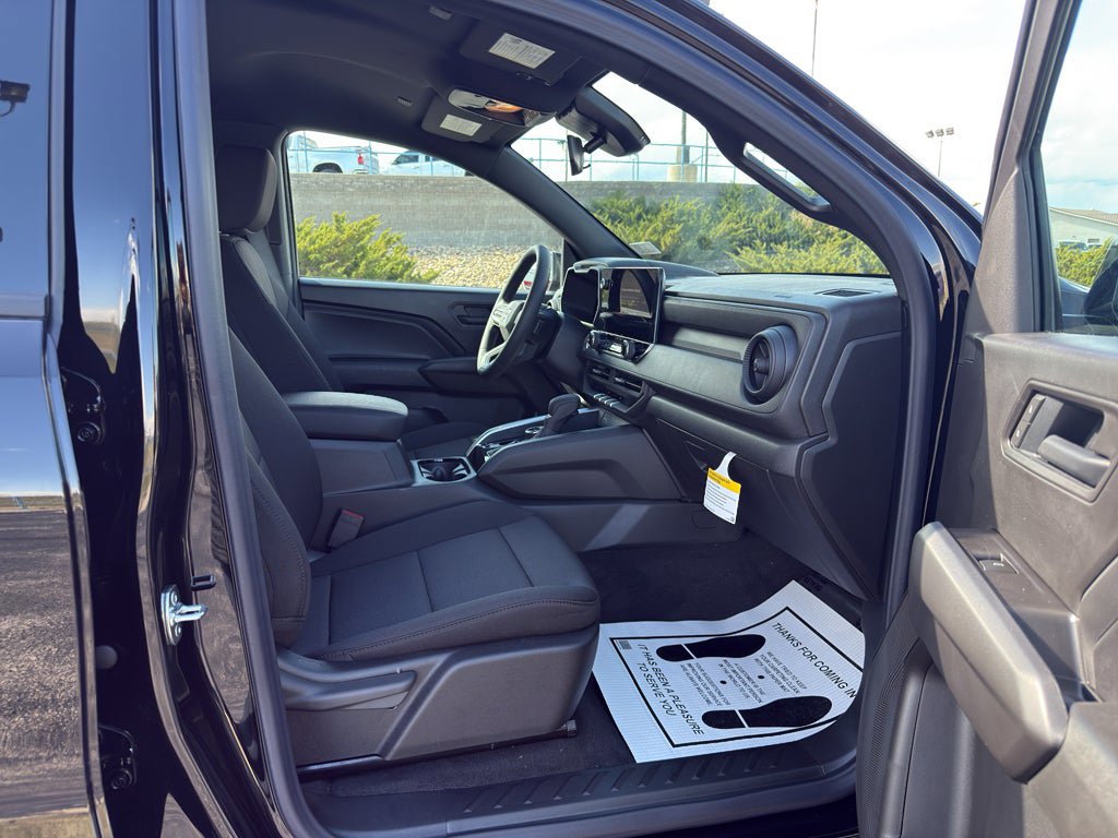 New 2026 Chevrolet Colorado Trail Boss AWD/4WD image 10