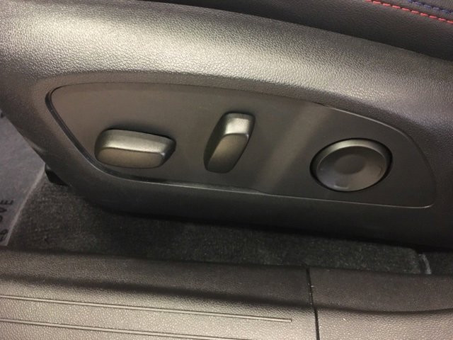 Used 2024 Chevrolet Equinox EV RS image 33