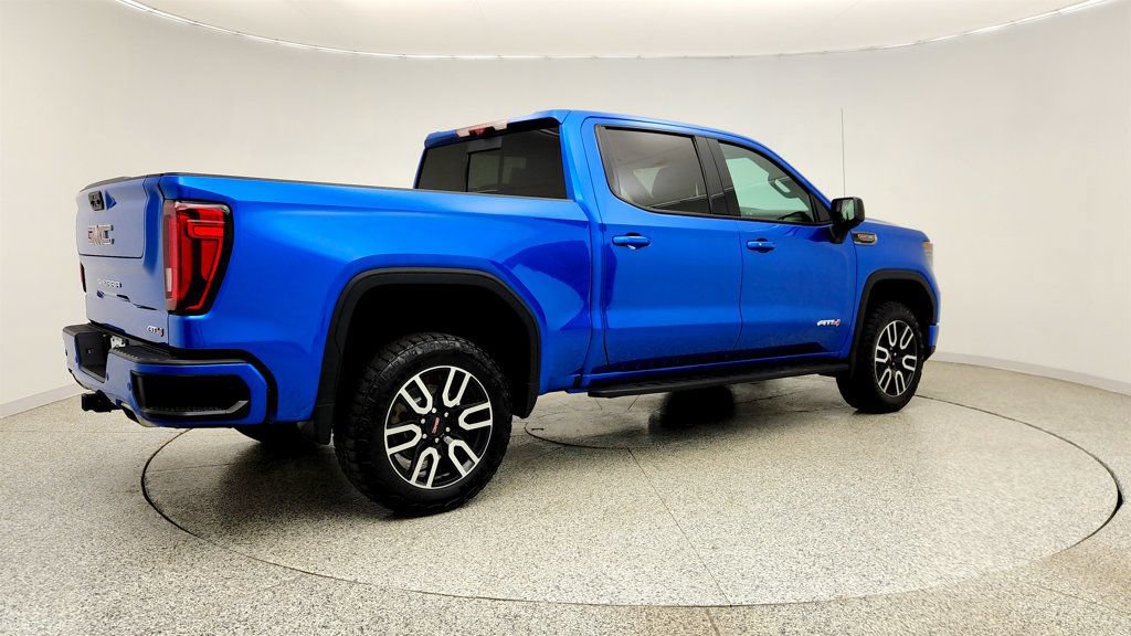 Used 2022 GMC Sierra 1500 AT4 w/ AT4 Premium Package AWD/4WD image 5