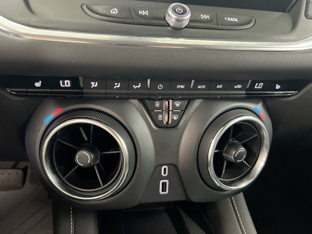 Used 2023 Chevrolet Blazer LT FWD image 16
