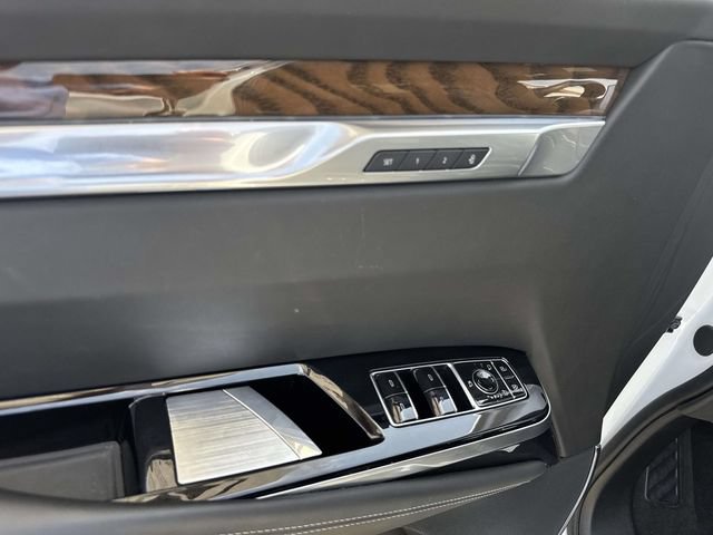Certified 2025 Cadillac Escalade ESV Sport Platinum AWD/4WD image 23