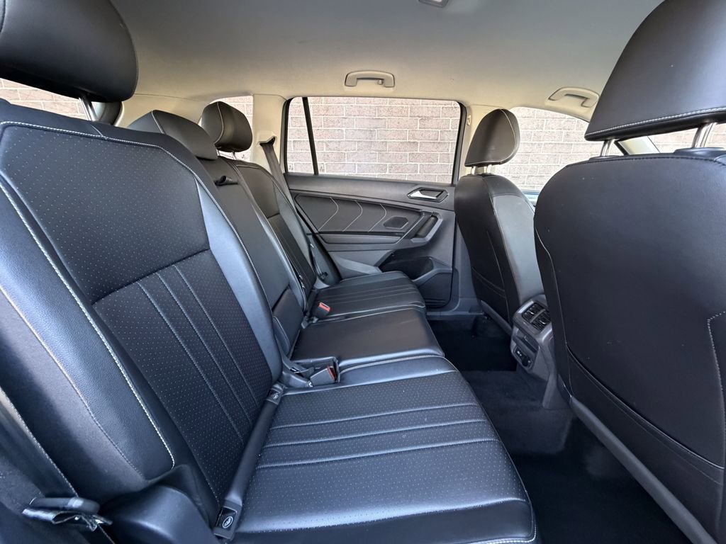 Used 2024 Volkswagen Tiguan SE image 20