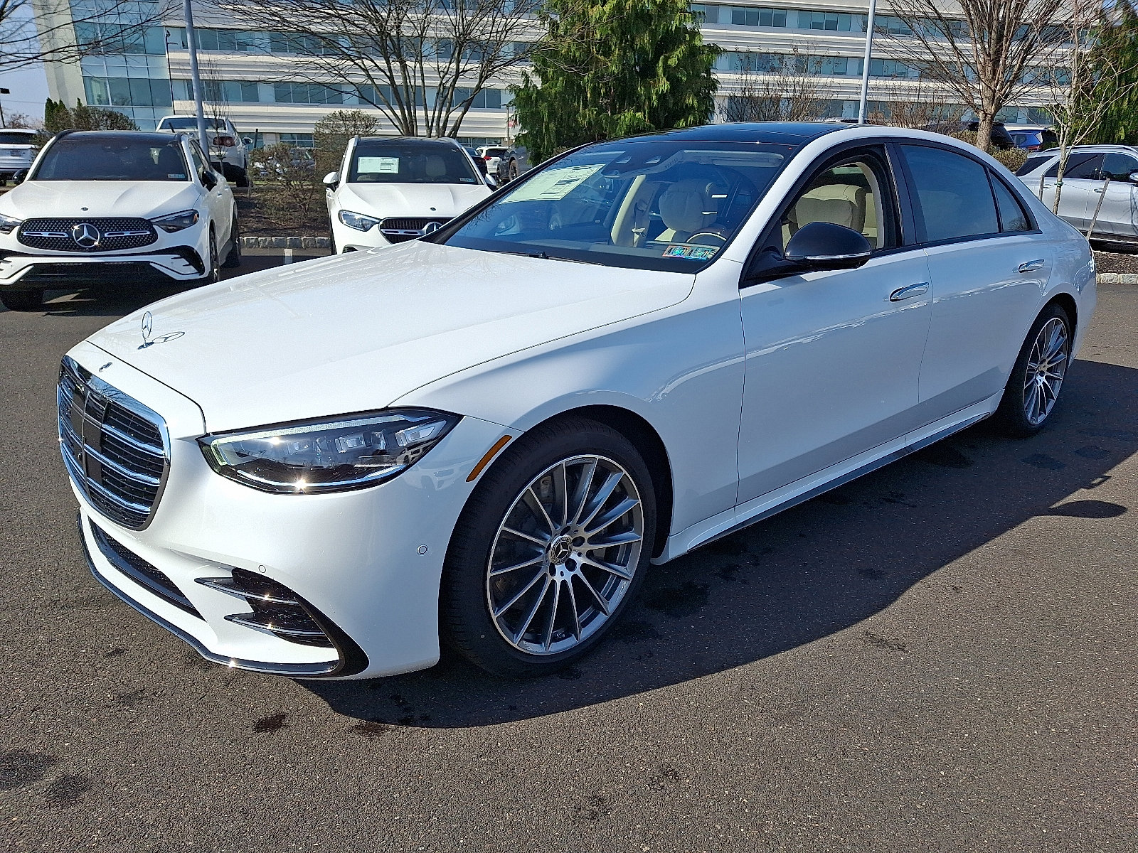 New 2026 Mercedes-Benz S 580 4MATIC Sedan image 3