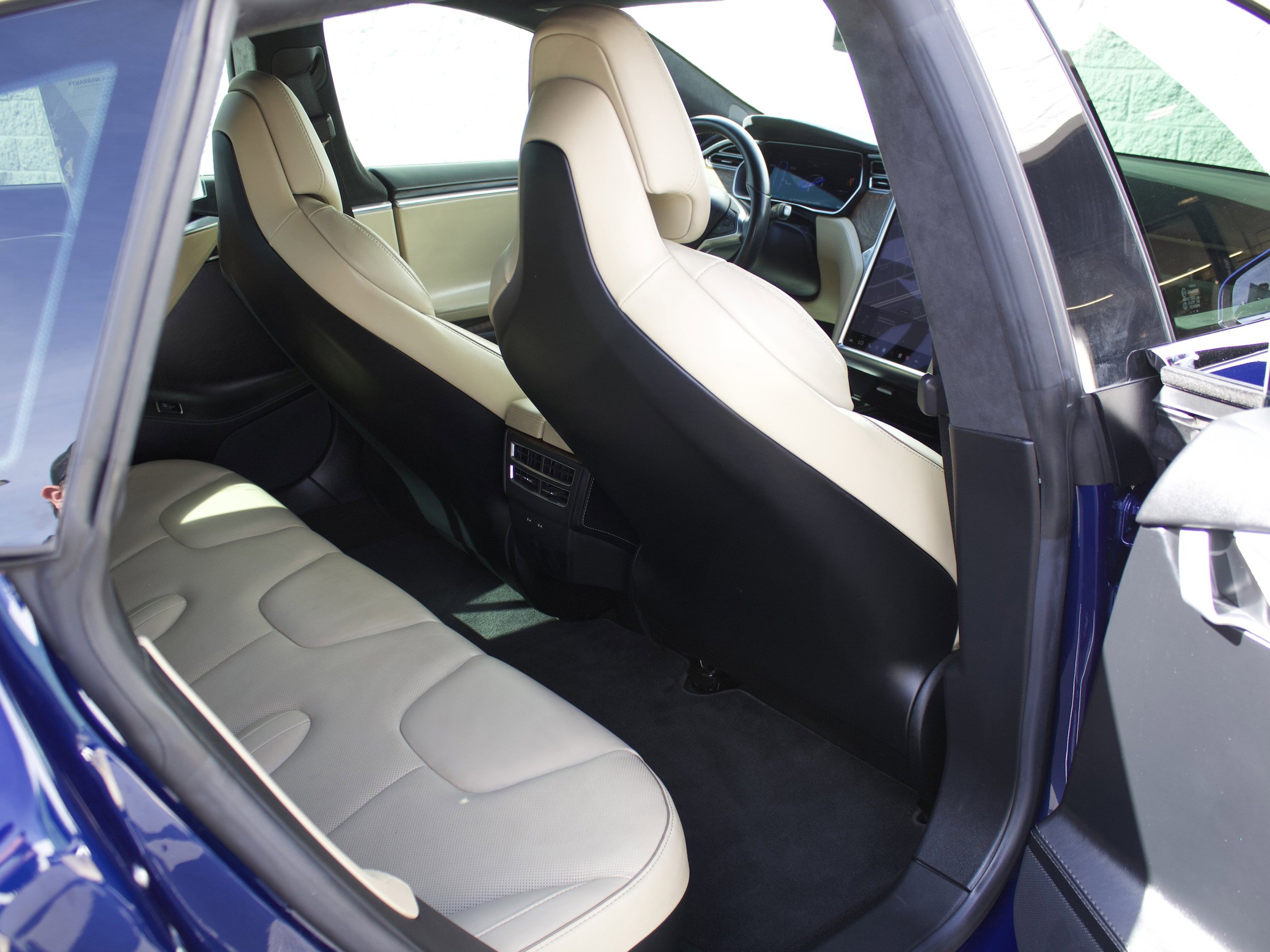 Used 2017 Tesla Model S 100D AWD/4WD image 29
