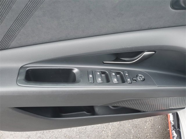 Used 2025 Hyundai Elantra N image 20