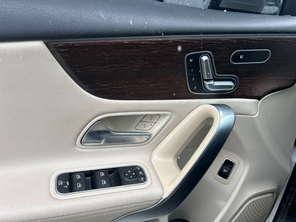 Used 2019 Mercedes-Benz A 220 4MATIC image 12