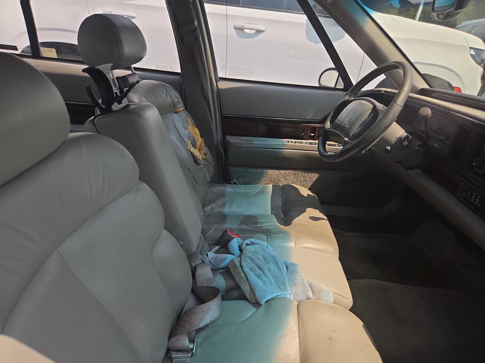 Used 1999 Buick Le Sabre Limited w/ Gran Touring Pkg FWD image 3