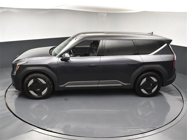 Certified 2026 Kia EV9 Light image 44