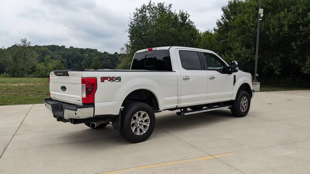 Used 2017 Ford F250 Lariat w/ Lariat Ultimate Package AWD/4WD image 3