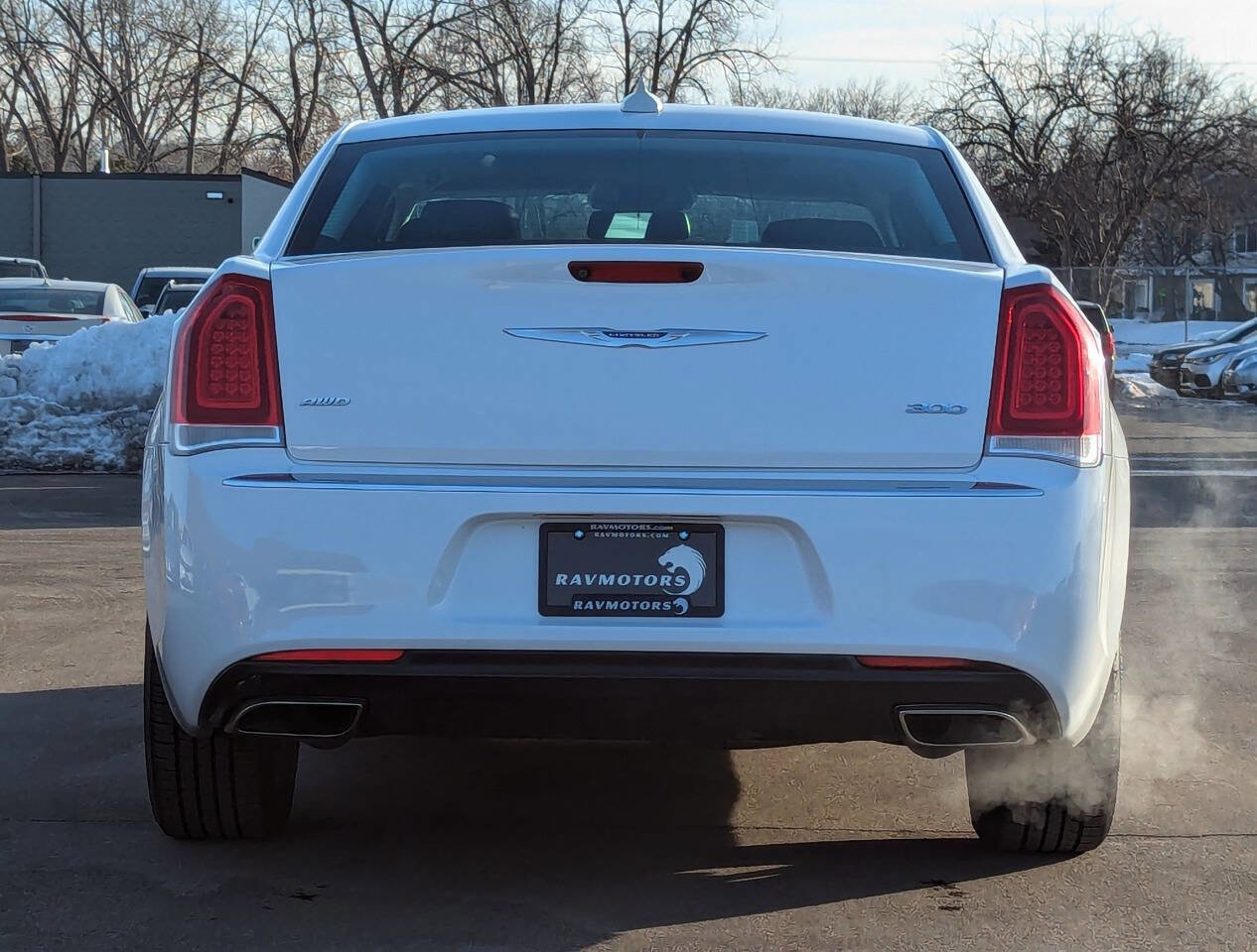 Used 2020 Chrysler 300 Limited image 10