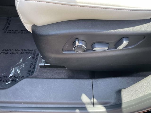 Used 2019 Cadillac XT4 Sport w/ Enhanced Visibility Package image 12