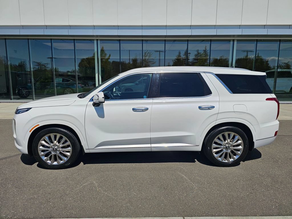 Used 2020 Hyundai Palisade Limited w/ Winter Weather Package AWD/4WD image 2