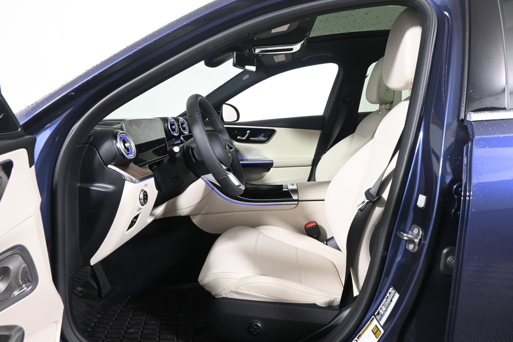 Certified 2026 Mercedes-Benz C 300 4MATIC Sedan image 3