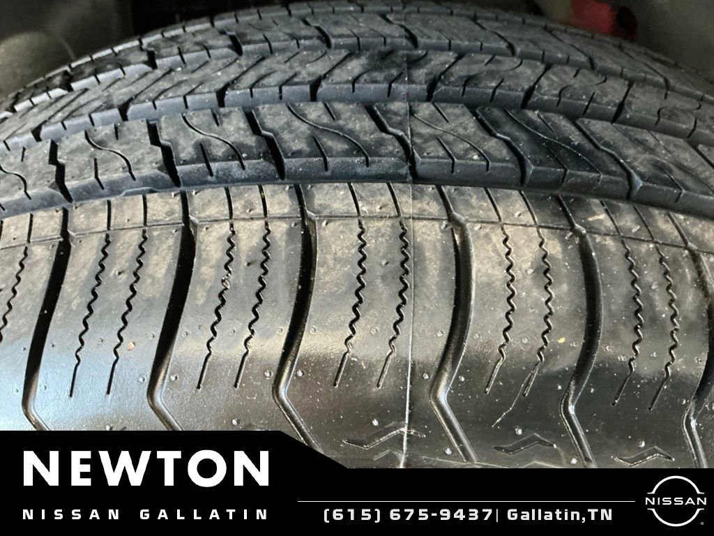 Used 2013 Chevrolet Avalanche LS w/ All-Star Edition RWD image 45