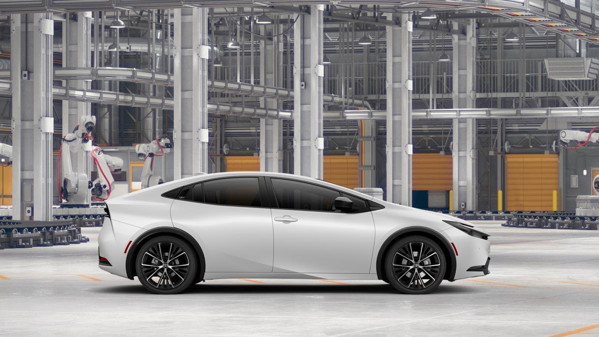 New 2026 Toyota Prius XLE FWD image 14