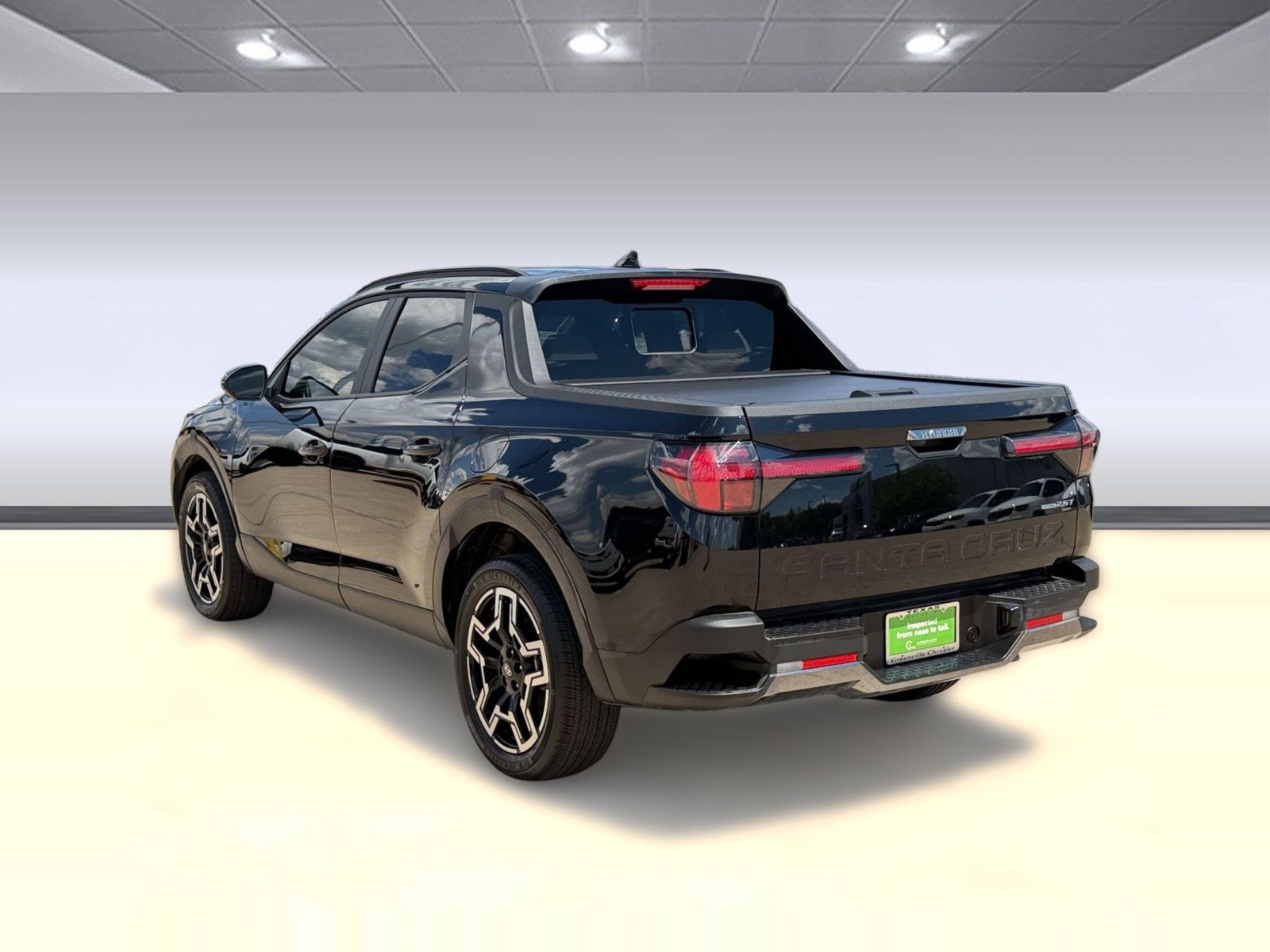 Used 2025 Hyundai Santa Cruz Limited AWD/4WD image 3