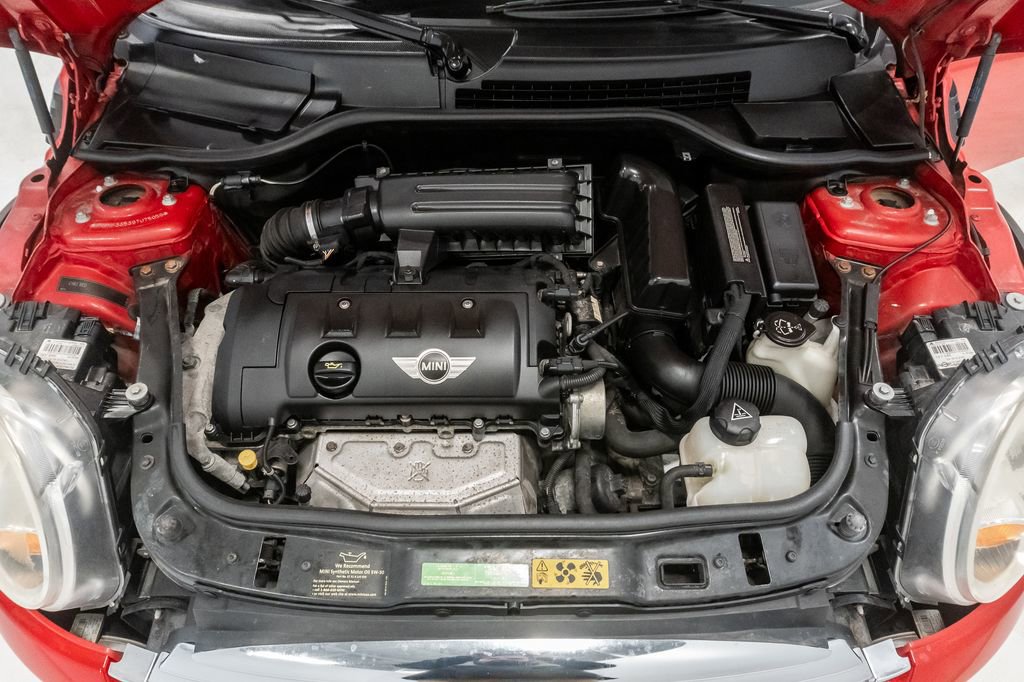 Used 2009 MINI Cooper Hardtop FWD image 3