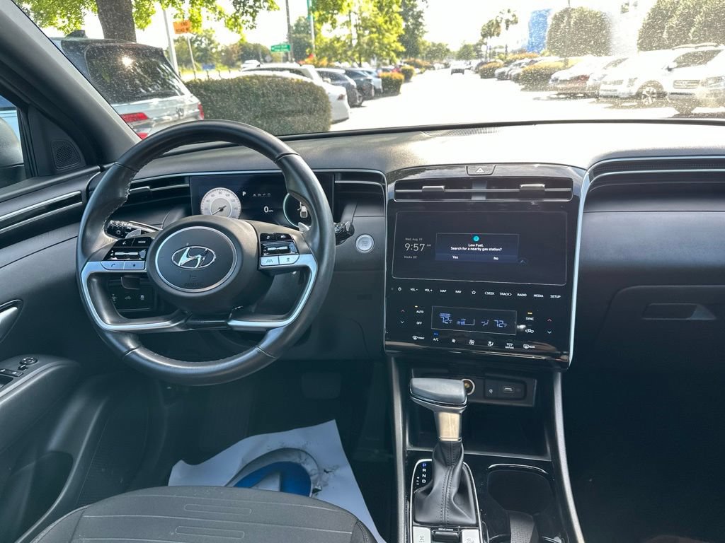 Used 2023 Hyundai Santa Cruz SEL Premium AWD/4WD image 16