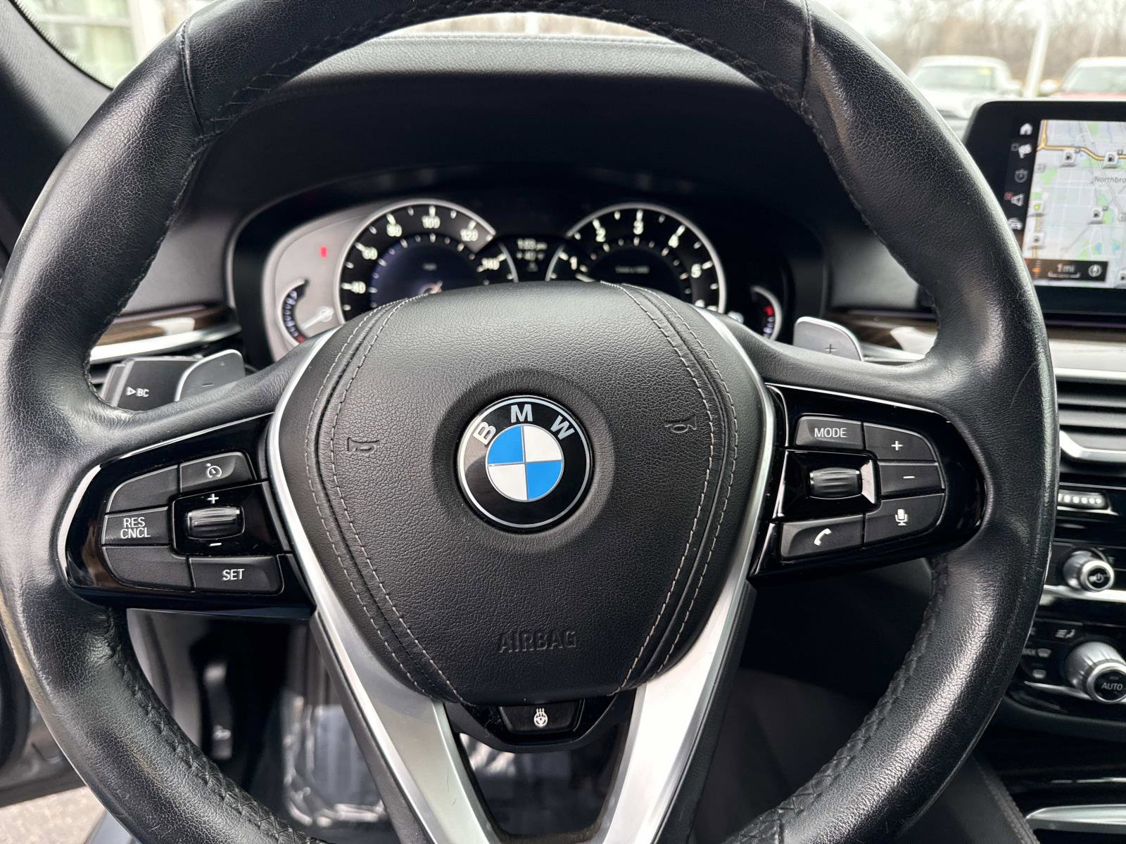 Used 2018 BMW 530i xDrive AWD/4WD image 30