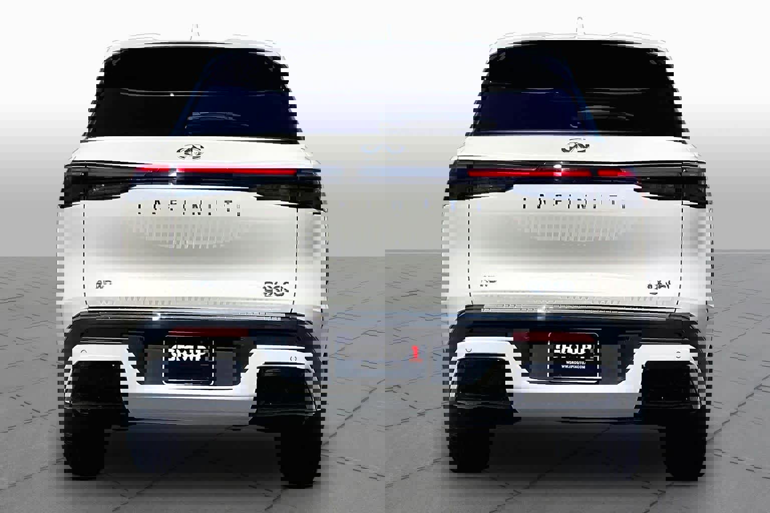 Used 2023 INFINITI QX60 Luxe w/ Cargo Package AWD/4WD image 4