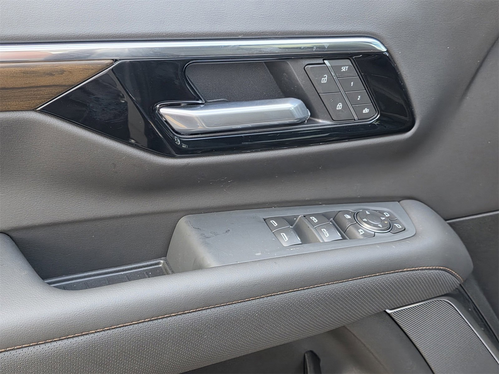 New 2026 Chevrolet Tahoe High Country image 16