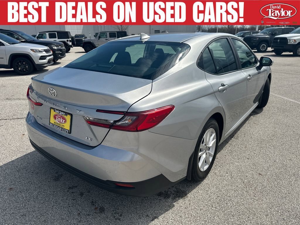 Used 2025 Toyota Camry LE w/ Convenience Package FWD image 3