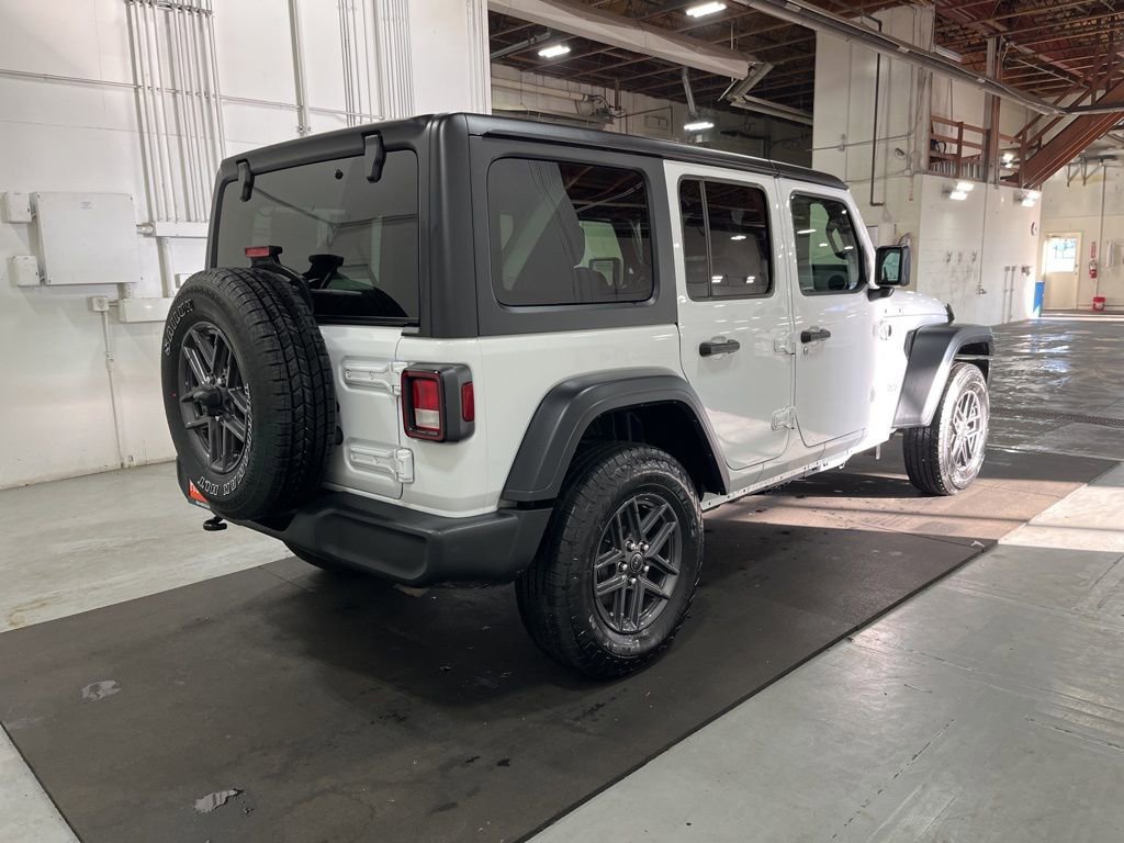 Used 2024 Jeep Wrangler Unlimited Sport AWD/4WD image 8