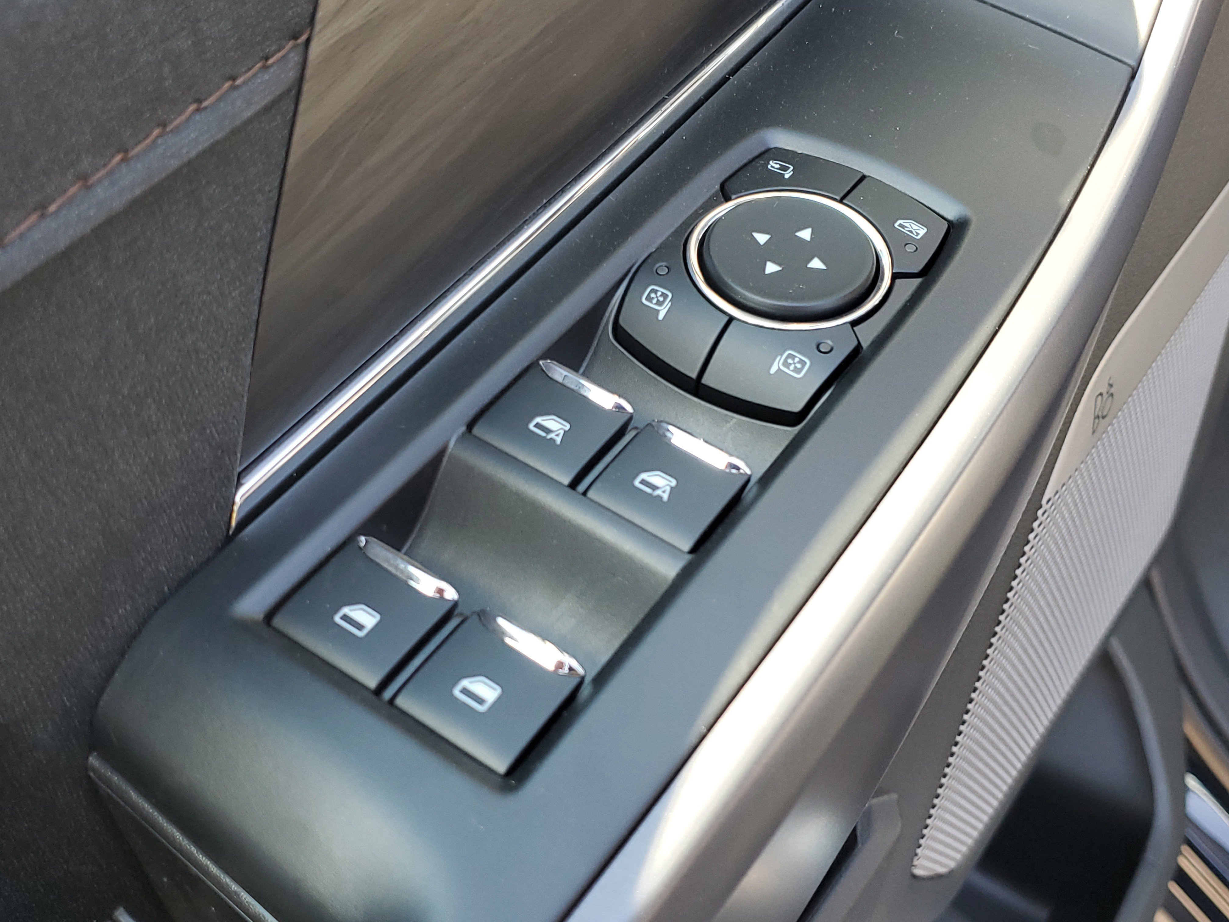 New 2025 Ford F150 Lariat w/ Equipment Group 502A High image 17