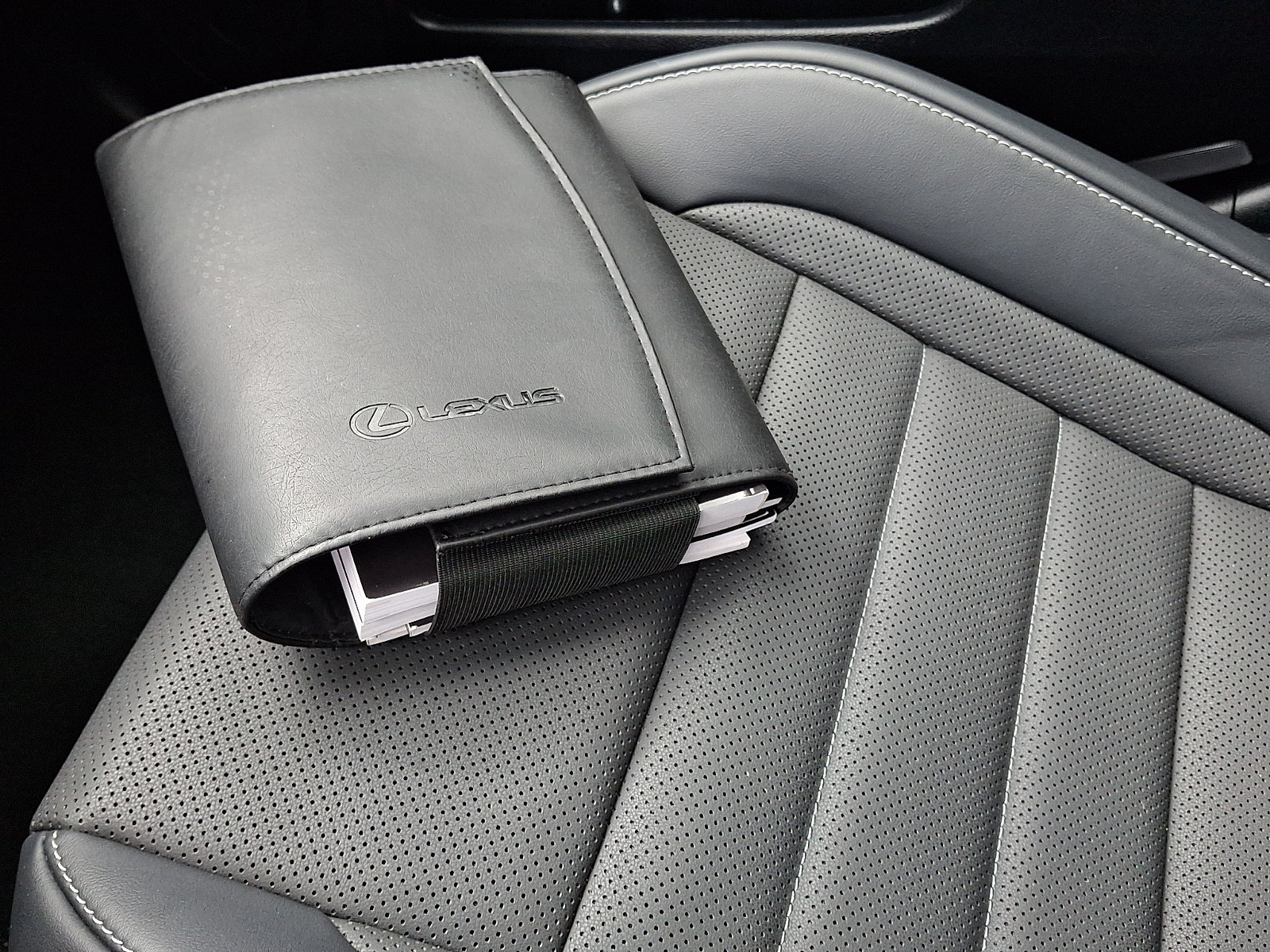 Certified 2025 Lexus IS 350 F Sport AWD/4WD image 27