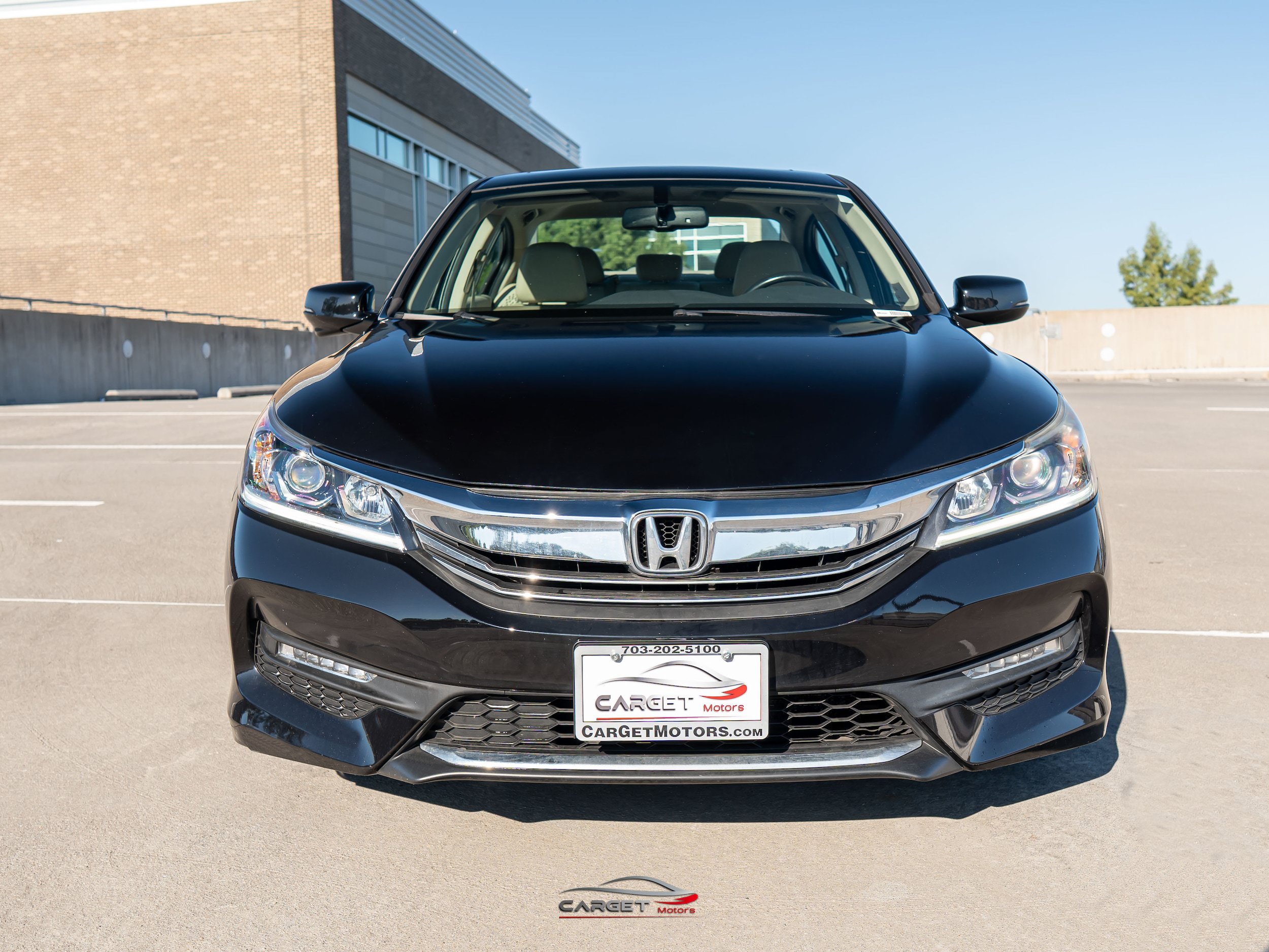 Used 2016 Honda Accord EX-L image 2