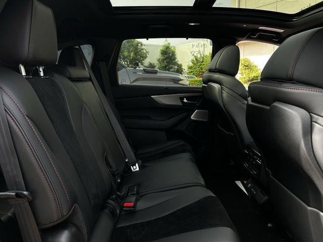 Certified 2025 Acura MDX A-Spec AWD/4WD image 32