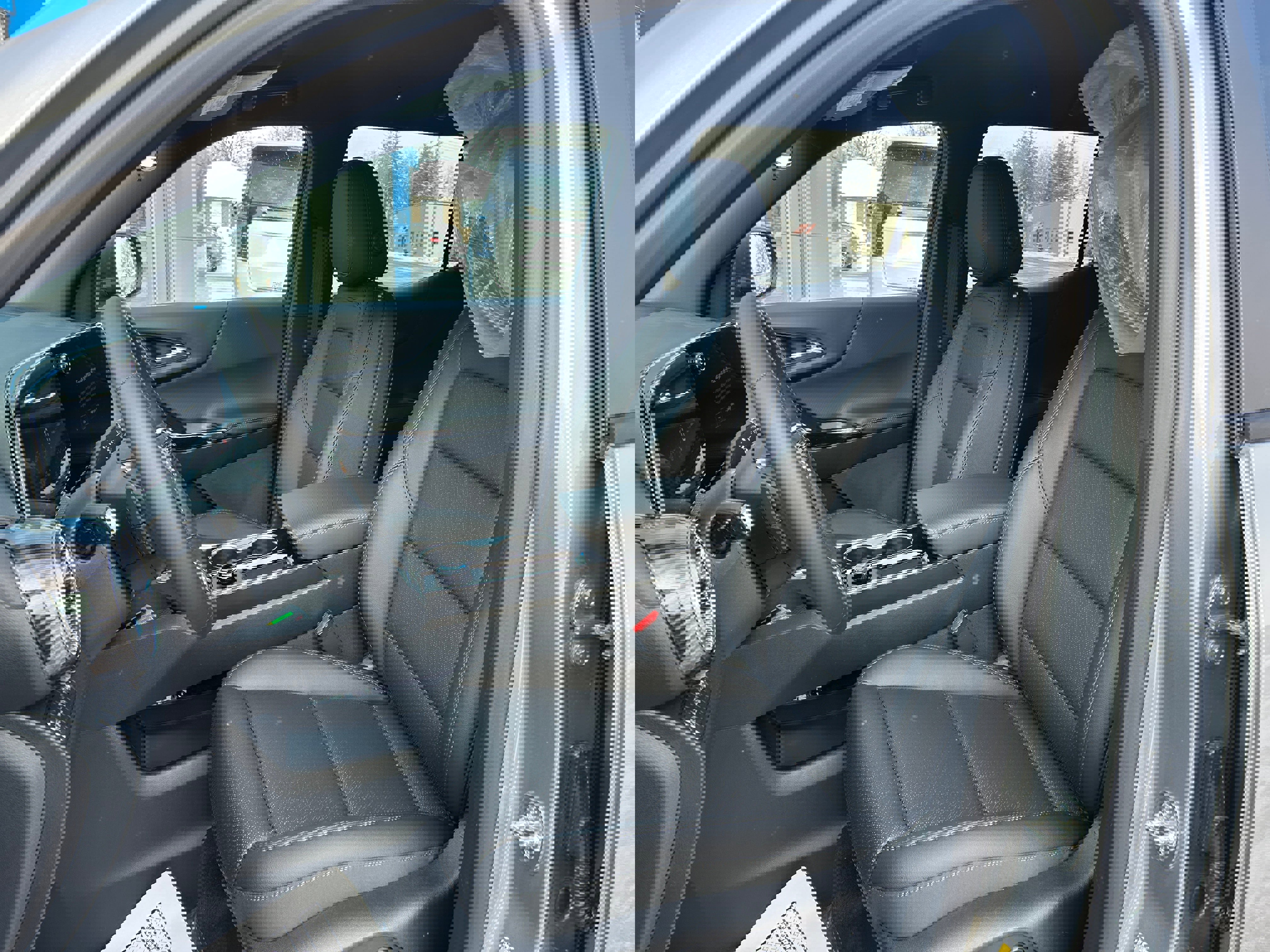 New 2026 Chevrolet Equinox LT w/ Convenience Package II image 14