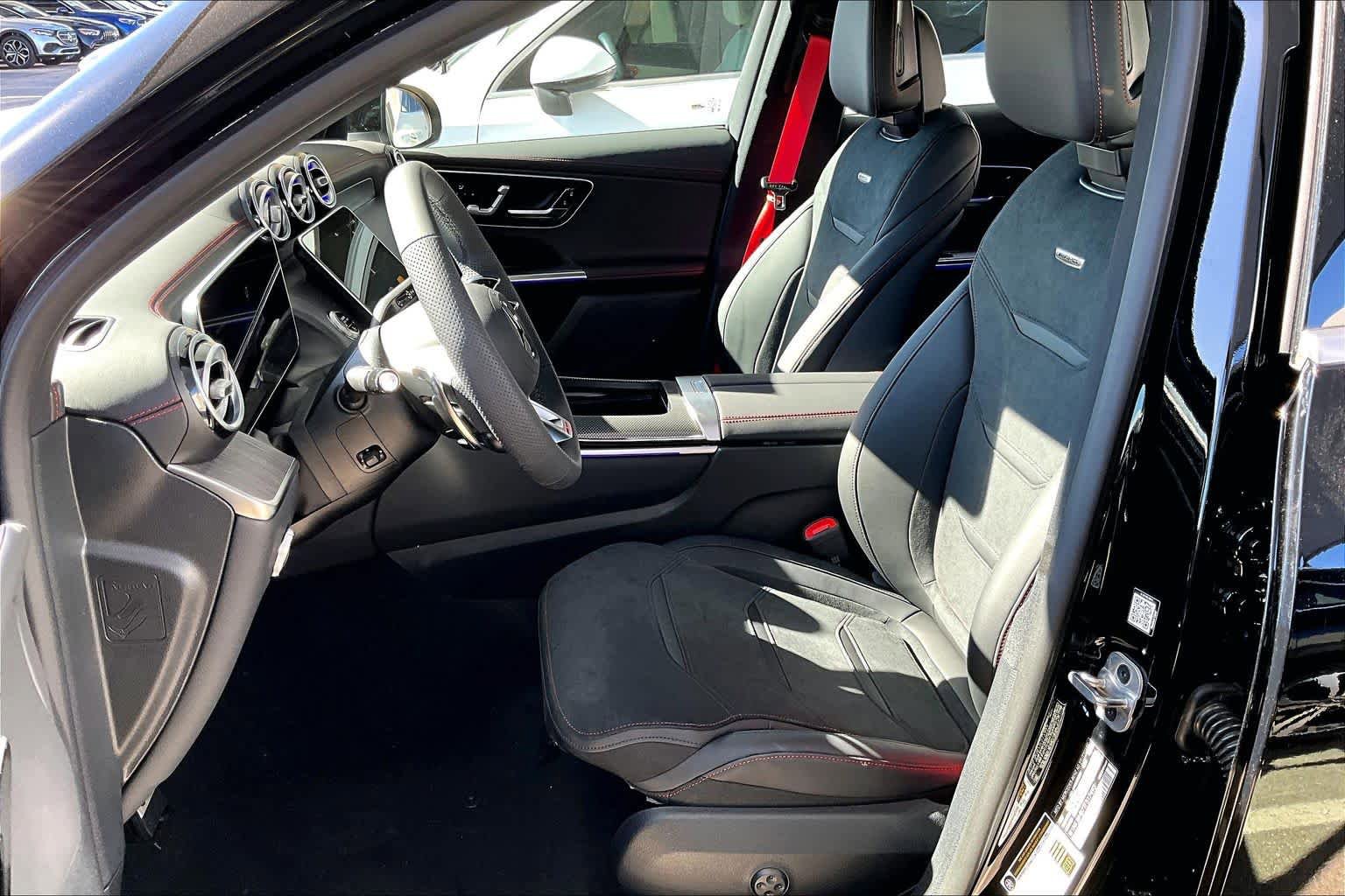 New 2026 Mercedes-Benz GLC 43 AMG 4MATIC Coupe image 17