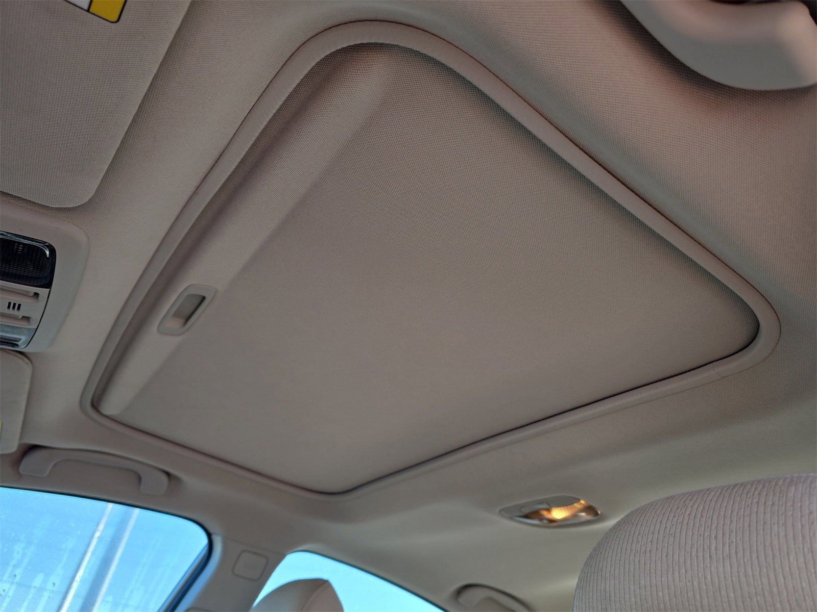 Used 2016 Subaru Legacy 2.5i Premium w/ Moonroof Package image 16