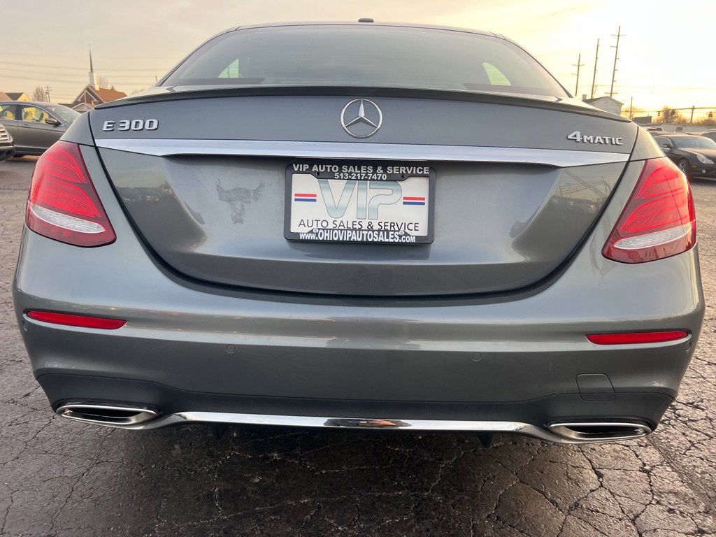 Used 2017 Mercedes-Benz E 300 E 300 4MATIC LUXURY image 6