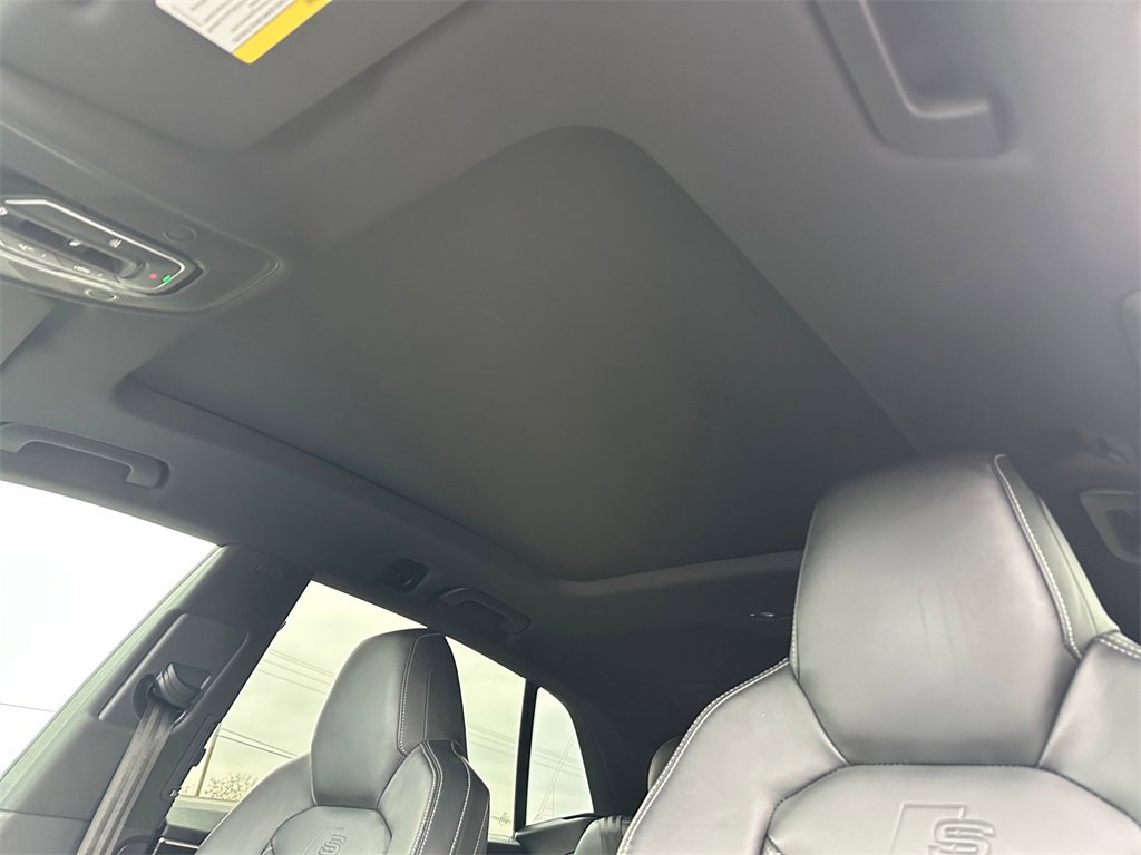 Used 2020 Audi SQ8 Prestige w/ Prestige Package image 12