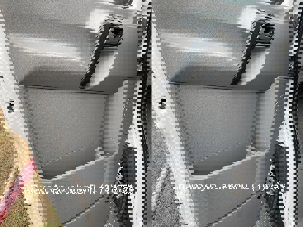 Used 2018 Mercedes-Benz Sprinter 3500 image 14