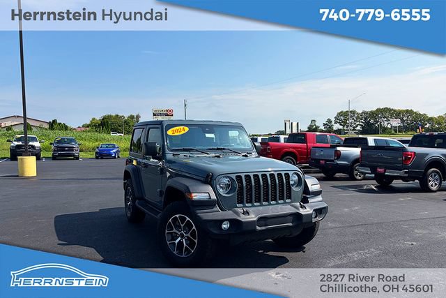 Used 2024 Jeep Wrangler Sport AWD/4WD image 1