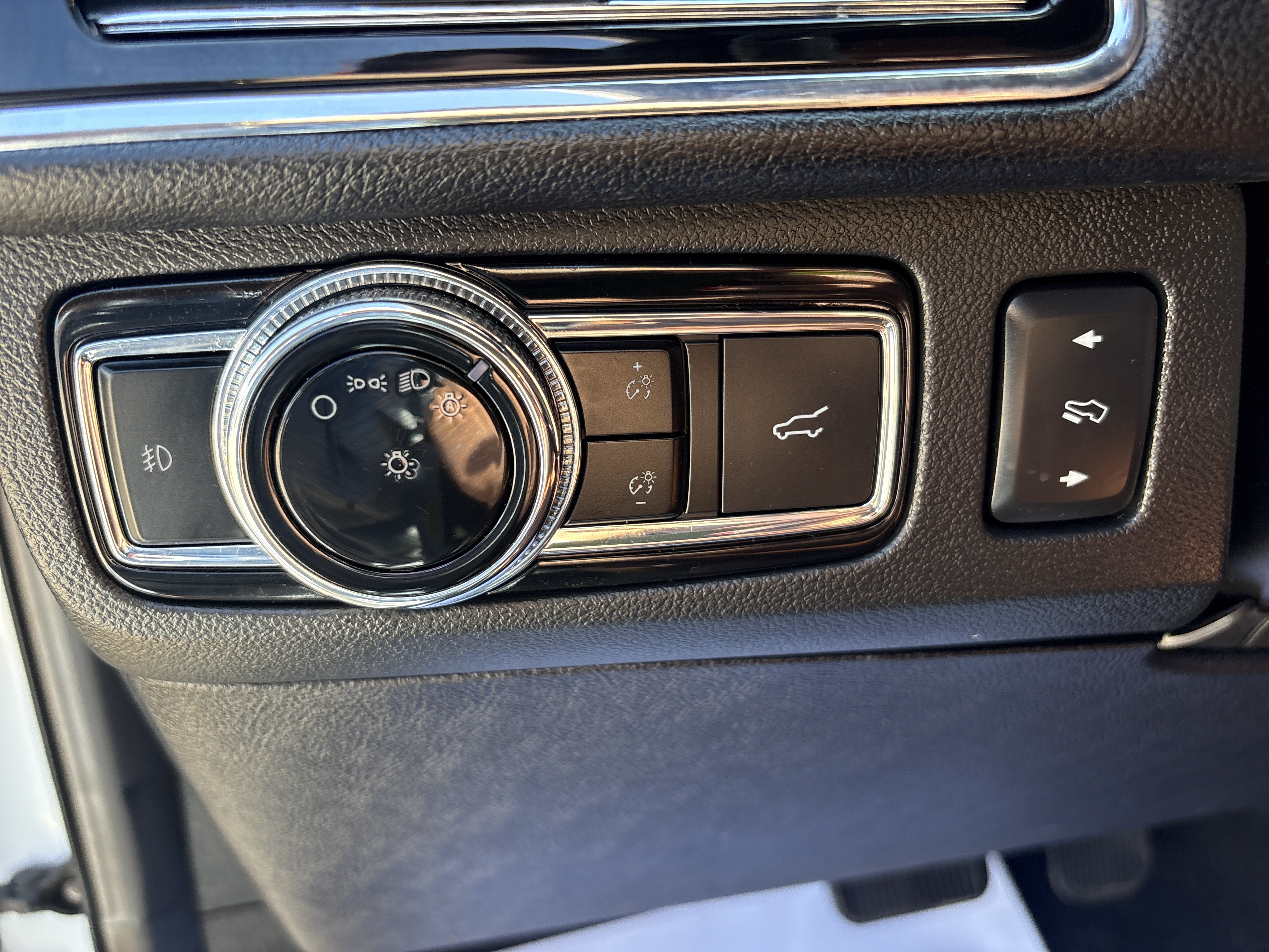 Used 2021 Lincoln Navigator Reserve AWD/4WD image 14