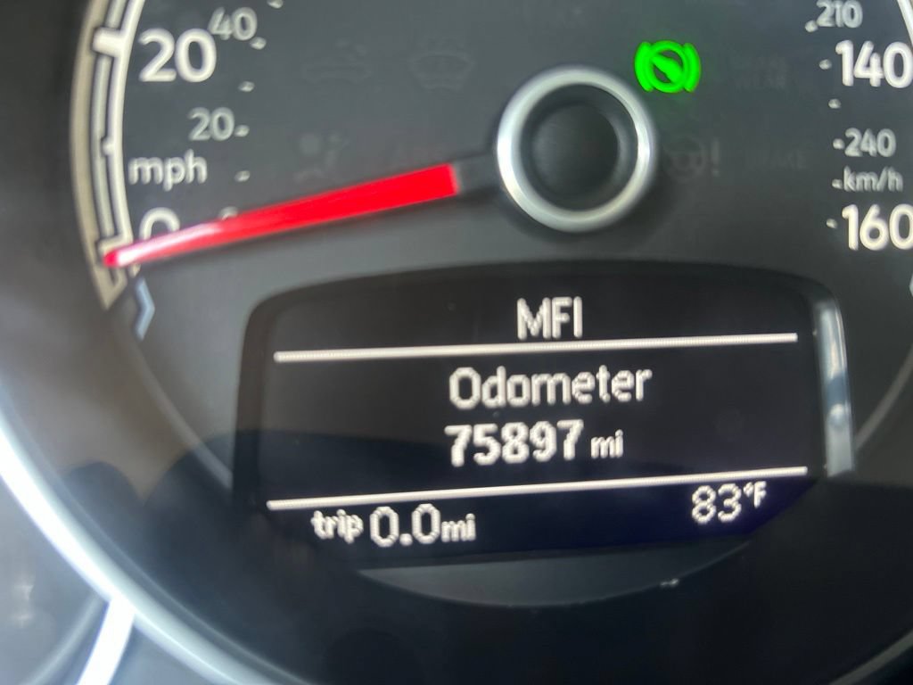 Used 2018 Volkswagen Beetle 2.0T S FWD image 9