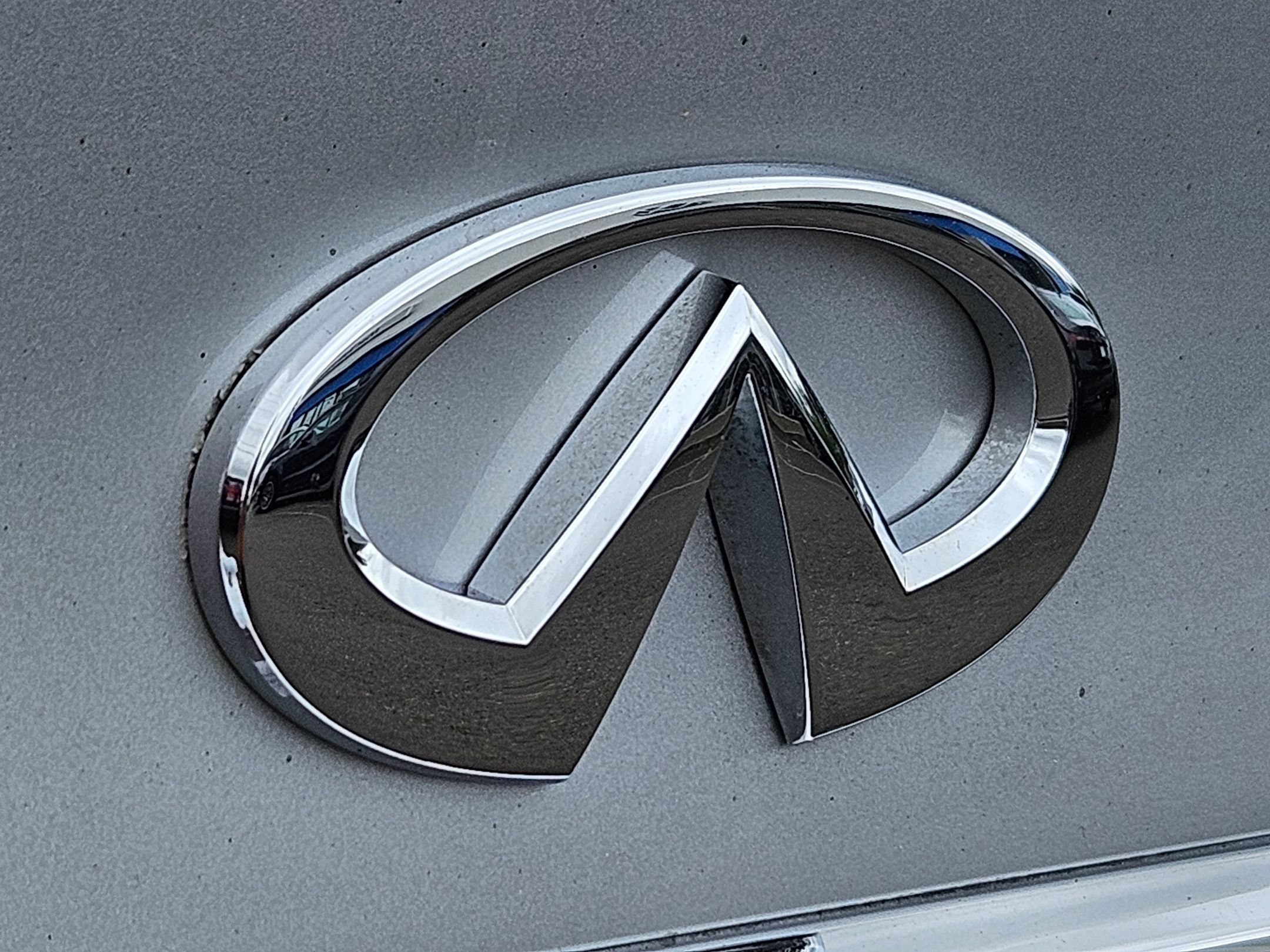 Used 2017 INFINITI Q50 Signature Edition w/ All Weather Package (L93) AWD/4WD image 26