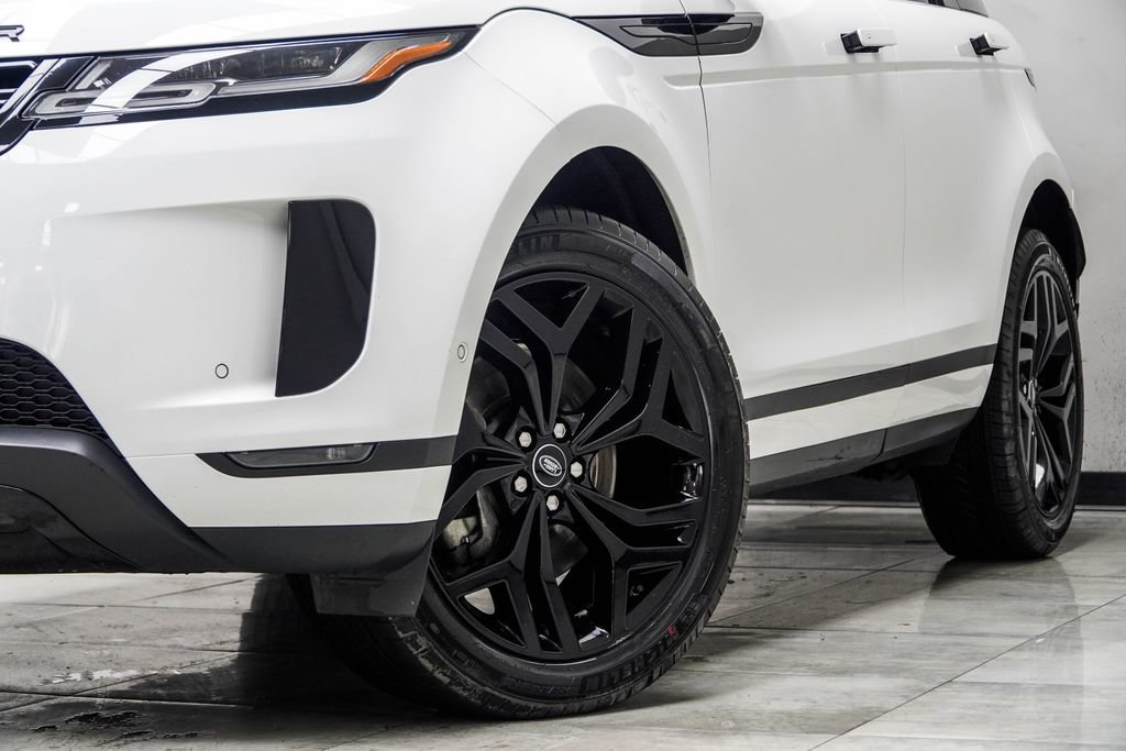 Used 2020 Land Rover Range Rover Evoque SE image 3