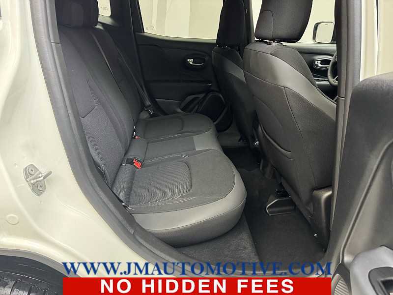 Used 2022 Jeep Renegade Altitude image 17