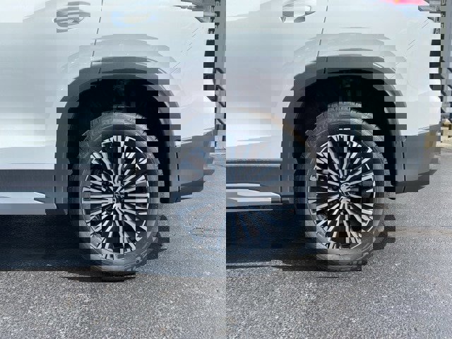 New 2025 Volkswagen Tiguan S image 18