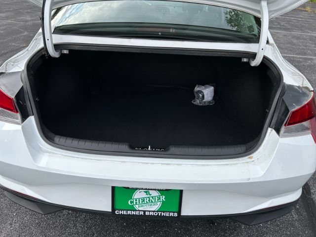 Used 2021 Hyundai Elantra SEL w/ Cargo Package FWD image 28