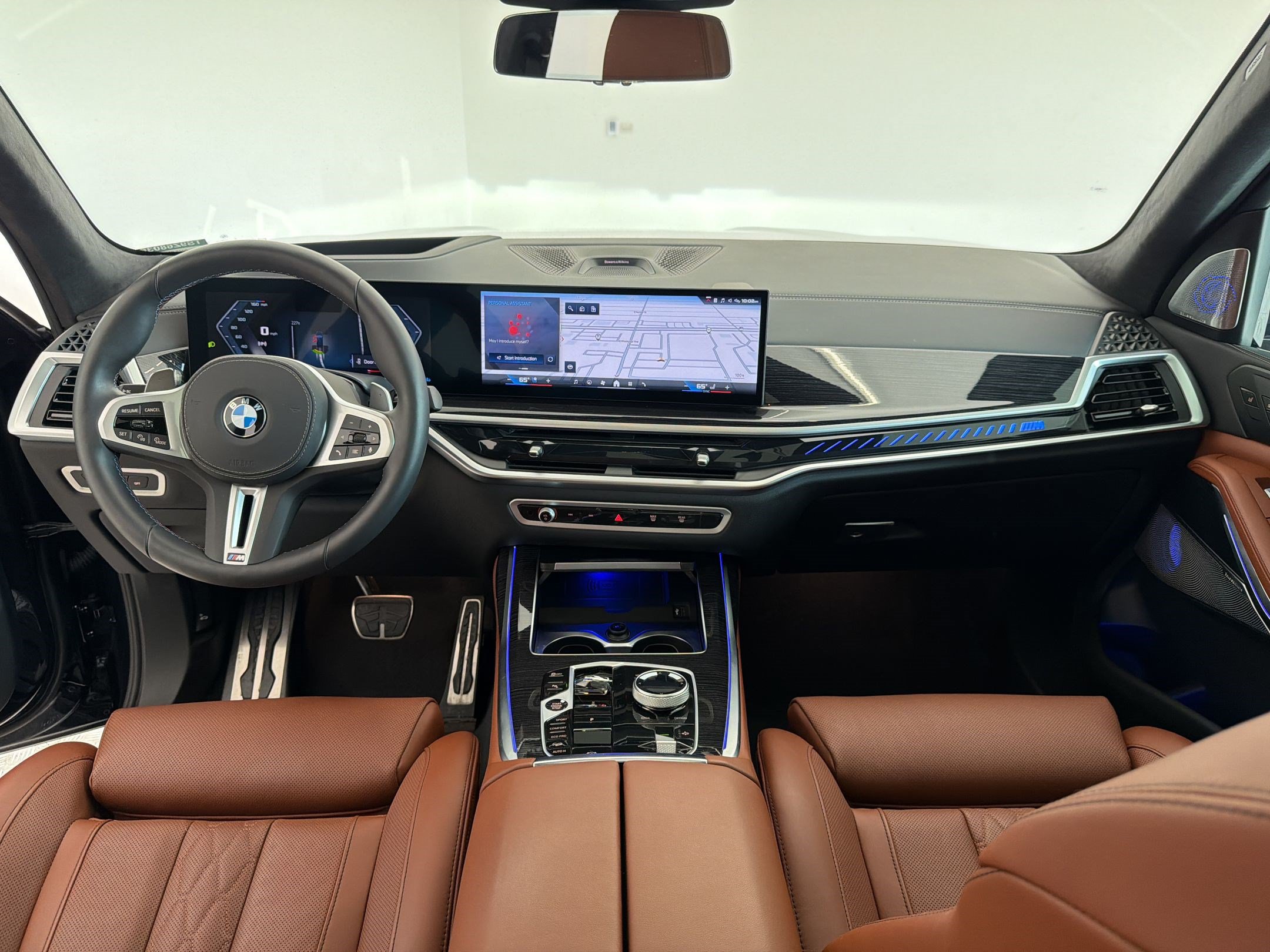 Certified 2025 BMW X7 M60i w/ Executive Package AWD/4WD image 16