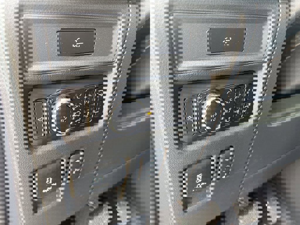 New 2026 Ford F150 Lariat w/ Equipment Group 502A High image 10